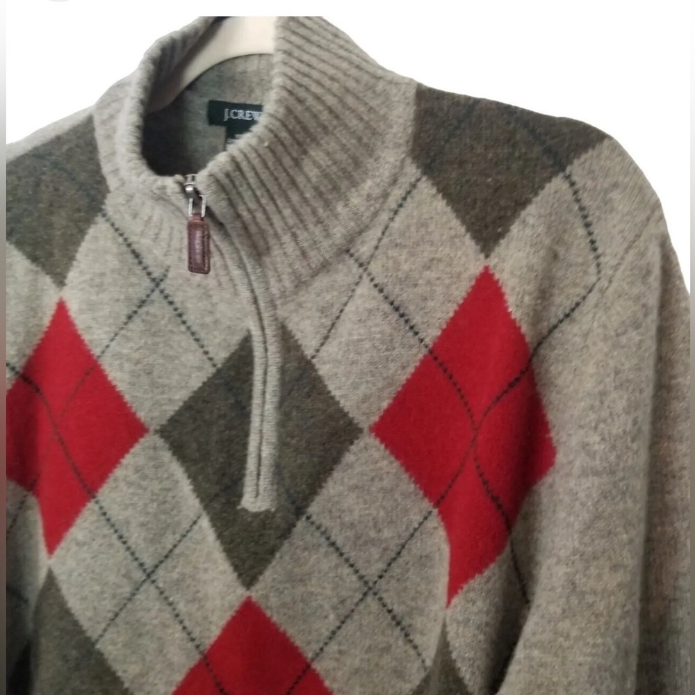 J. Crew 100% Lamb Wool Men’s 1/4 Zip Sweater in Gray and Red Argyle